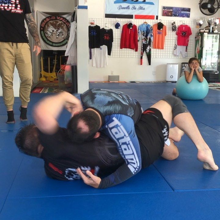 My coaching secret to beating bigger opponents. Let them train against each other first and push them verbally to go really hard agains… | Jiu jitsu, Coaching, Mma